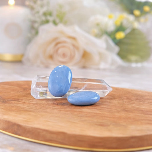 Pierre des soucis : l’angelite bleue