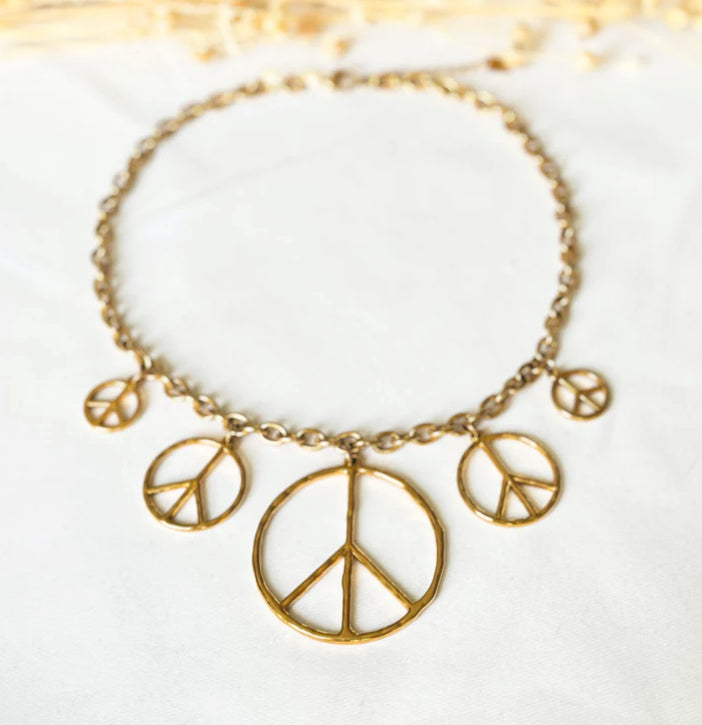 Collier Peace