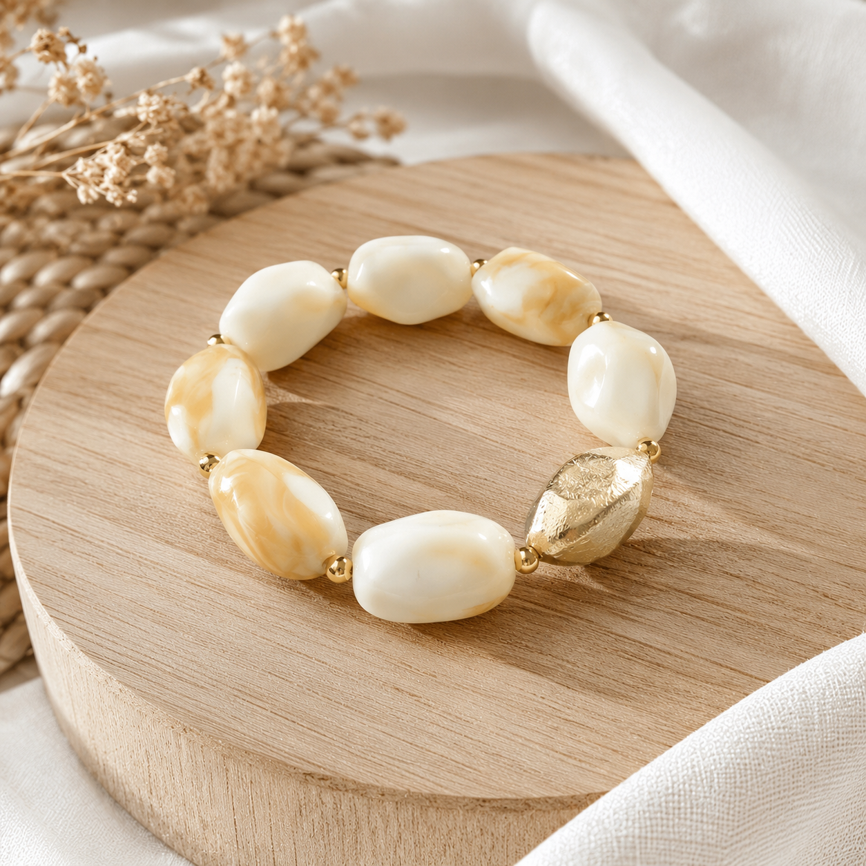 Bracelet «  Élégance nacrée »