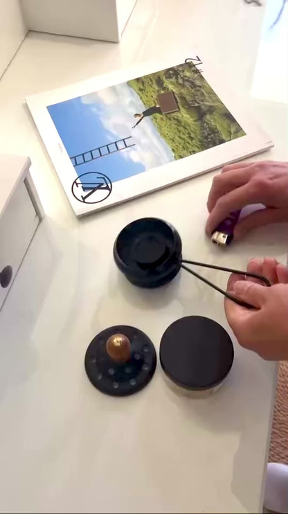 Porte encens avec poignet en fer